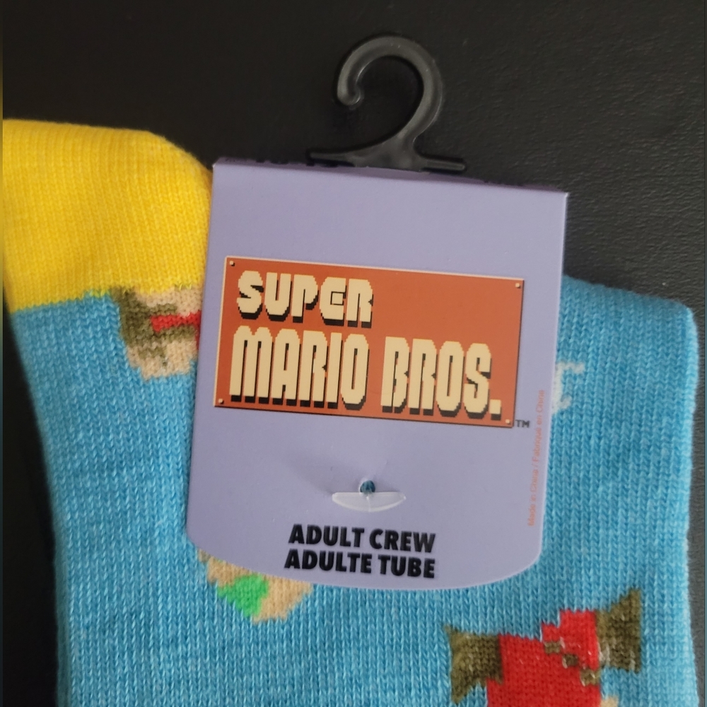Lot Of 3 Pairs Of Super Mario Bros Adult Crew Socks Size 10-13 New - Picture 2 of 7